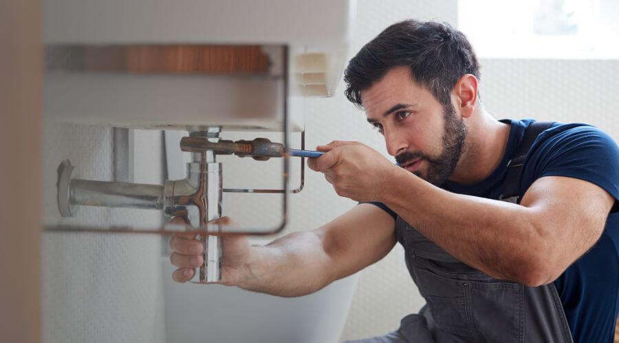 Professional water heater installation services in Howard City, MI